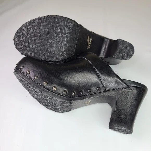 Dansko Black Leather Studded Clog Heels Slip On Size 10 - Picture 8 of 8